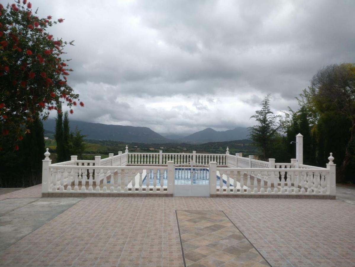 Los Tres Picos Prado Del Rey Dış mekan fotoğraf